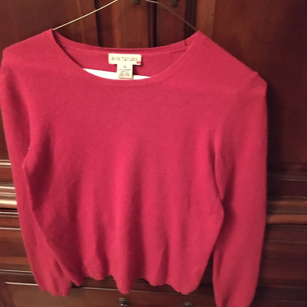 Ann Taylor Cashmere sweater fushia Ann Taylor
